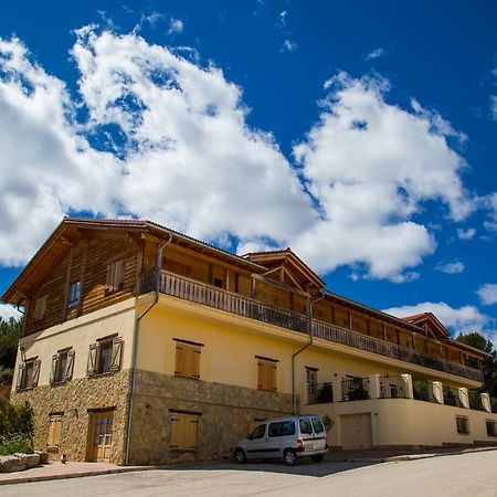 Gasthaus Aras Rural Aras De Los Olmos Exterior foto