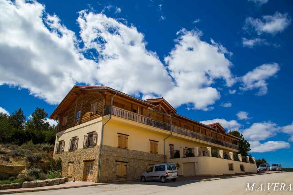 Gasthaus Aras Rural Aras De Los Olmos Exterior foto